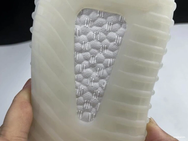 350 Adidas Mono Boost V2 Ice GW2869 Yeezy 0920